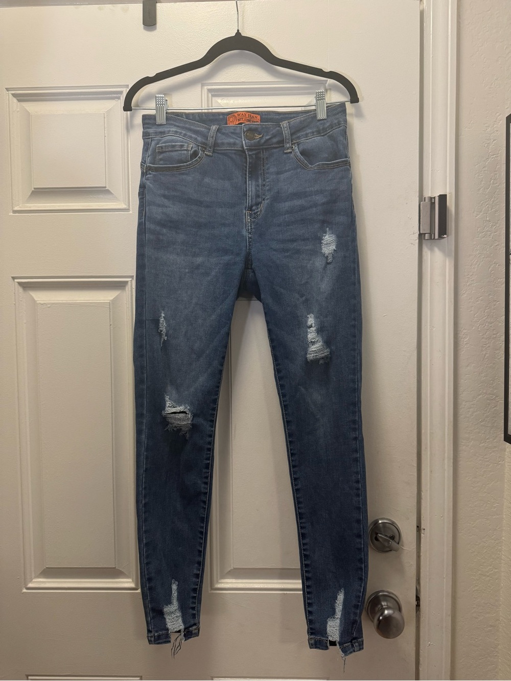 Wax Jean Distressed Dark Blue Skinny Jeans 0395